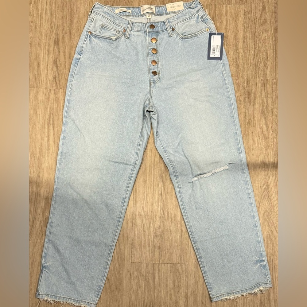 Universal Thread Straight Jeans